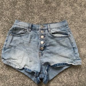Light wash shorts